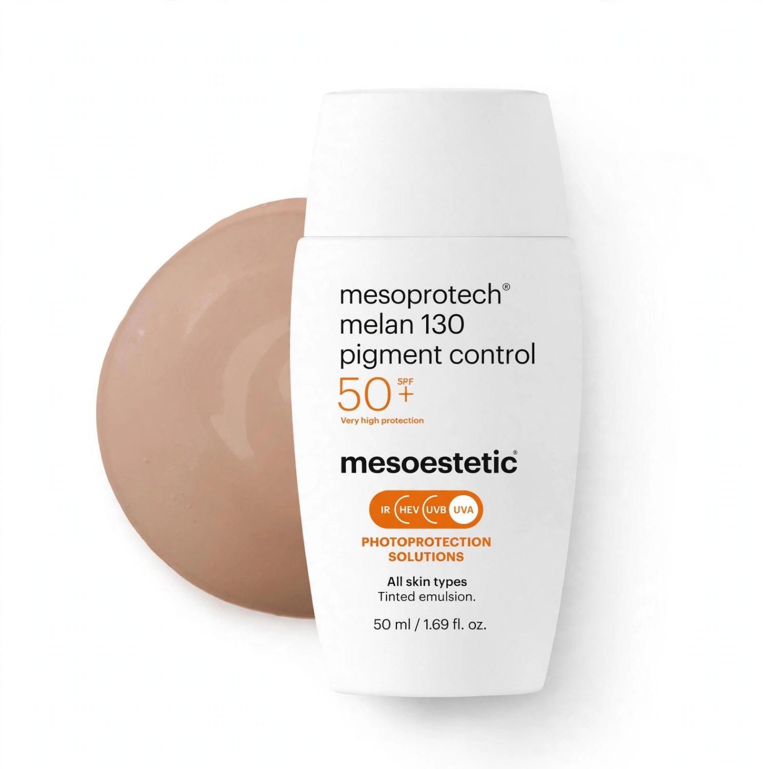 Sunscreen dengan perlindungan sangat tinggi yang membantu melindungi kulit dari paparan sinar UV sekaligus membantu mencegah munculnya dan bertambah gelapnya pigmentasi.