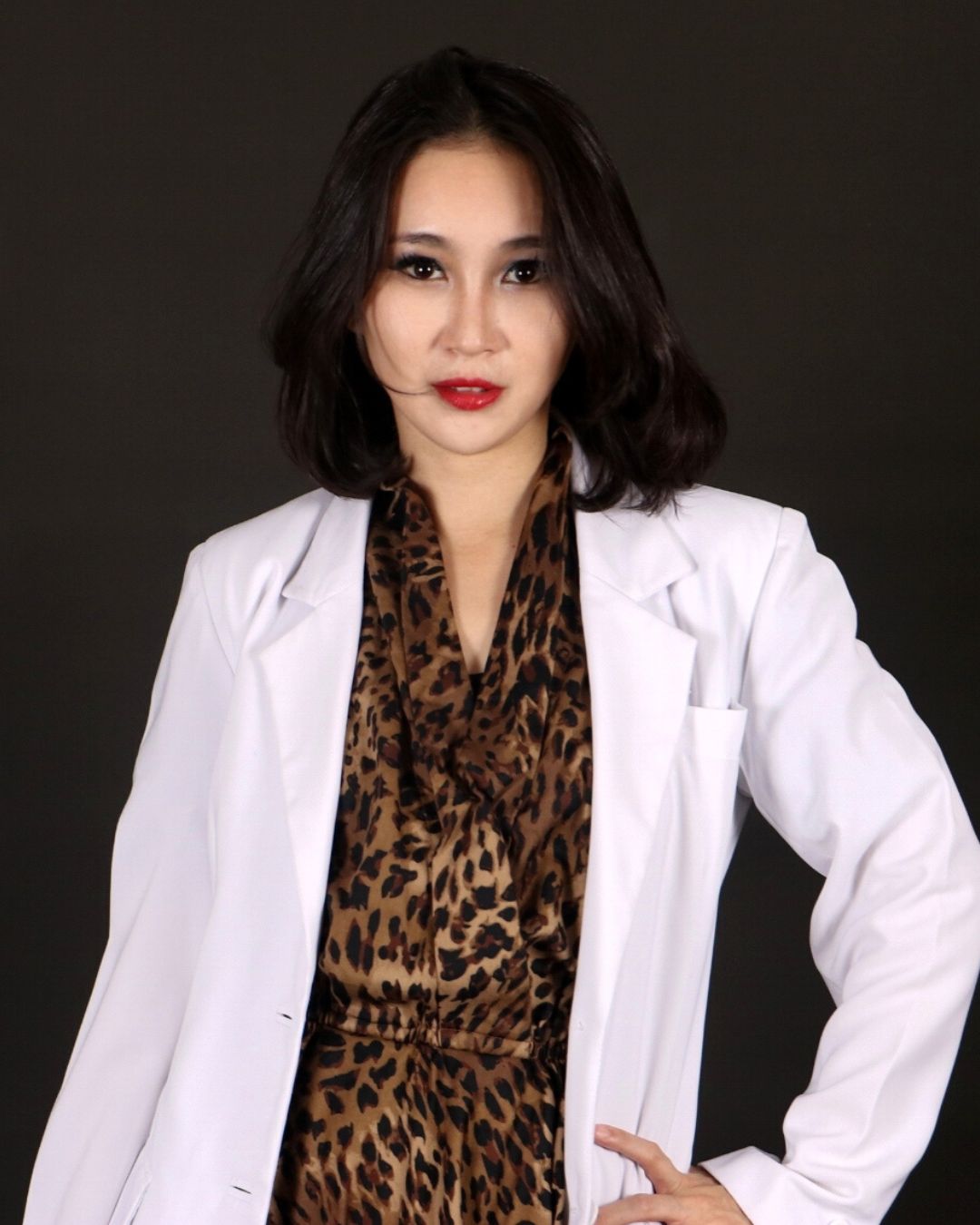 Dr.Tiffany Dwi Yanti